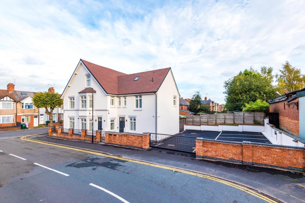 Beechwood Lodge Serviced Apartment Coventry Exteriör bild