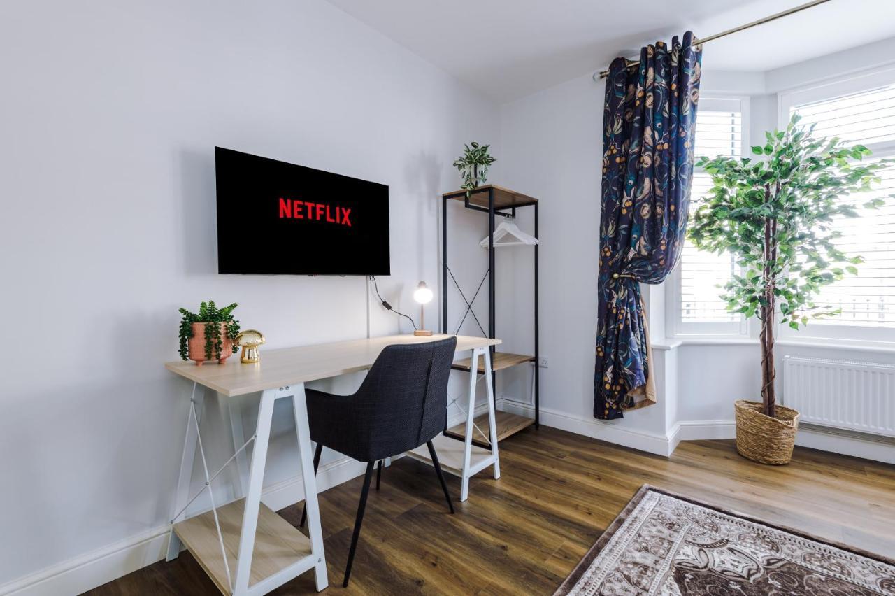 Beechwood Lodge Serviced Apartment Coventry Exteriör bild